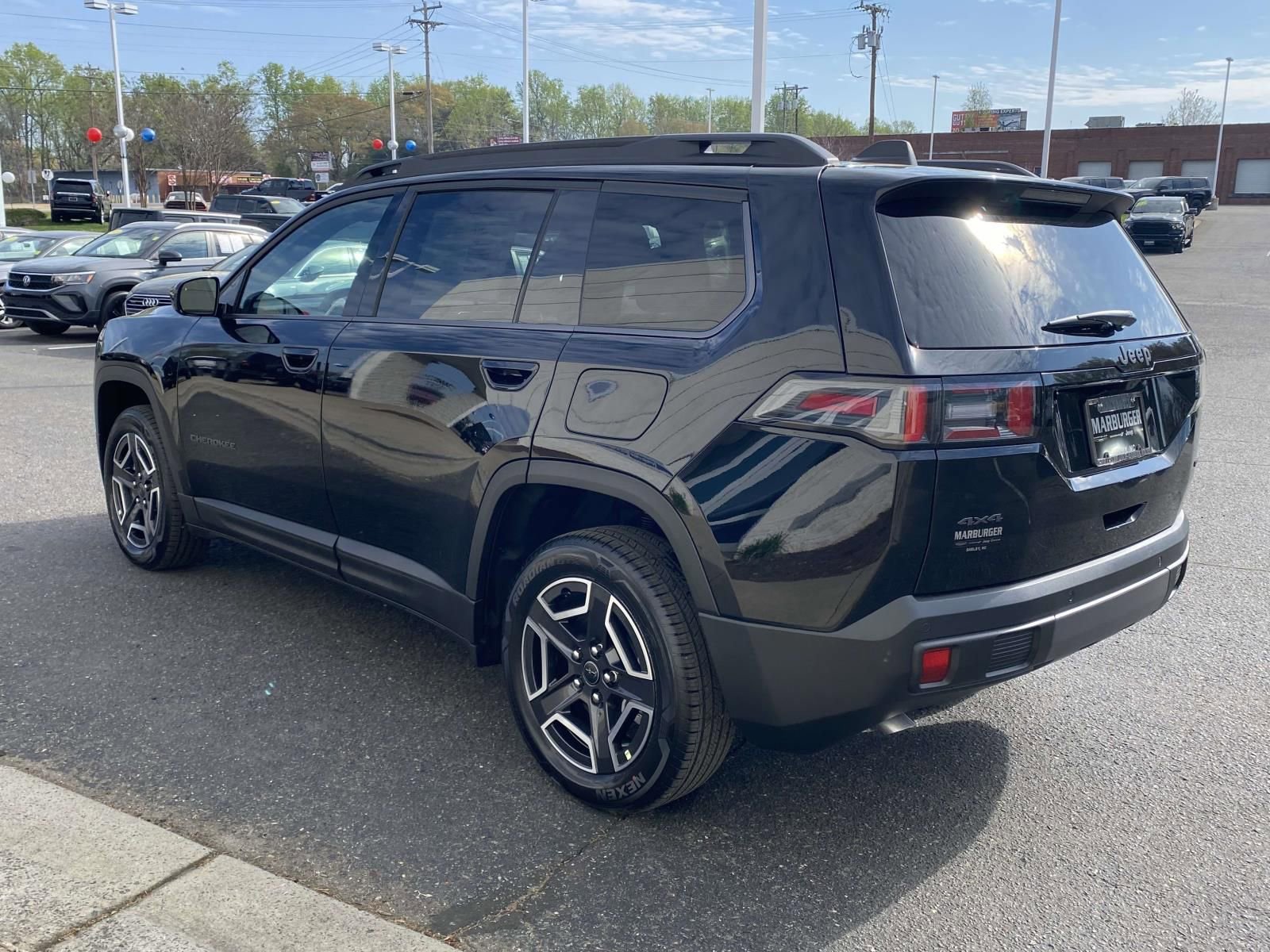 New 2026 Jeep Cherokee Laredo image 5