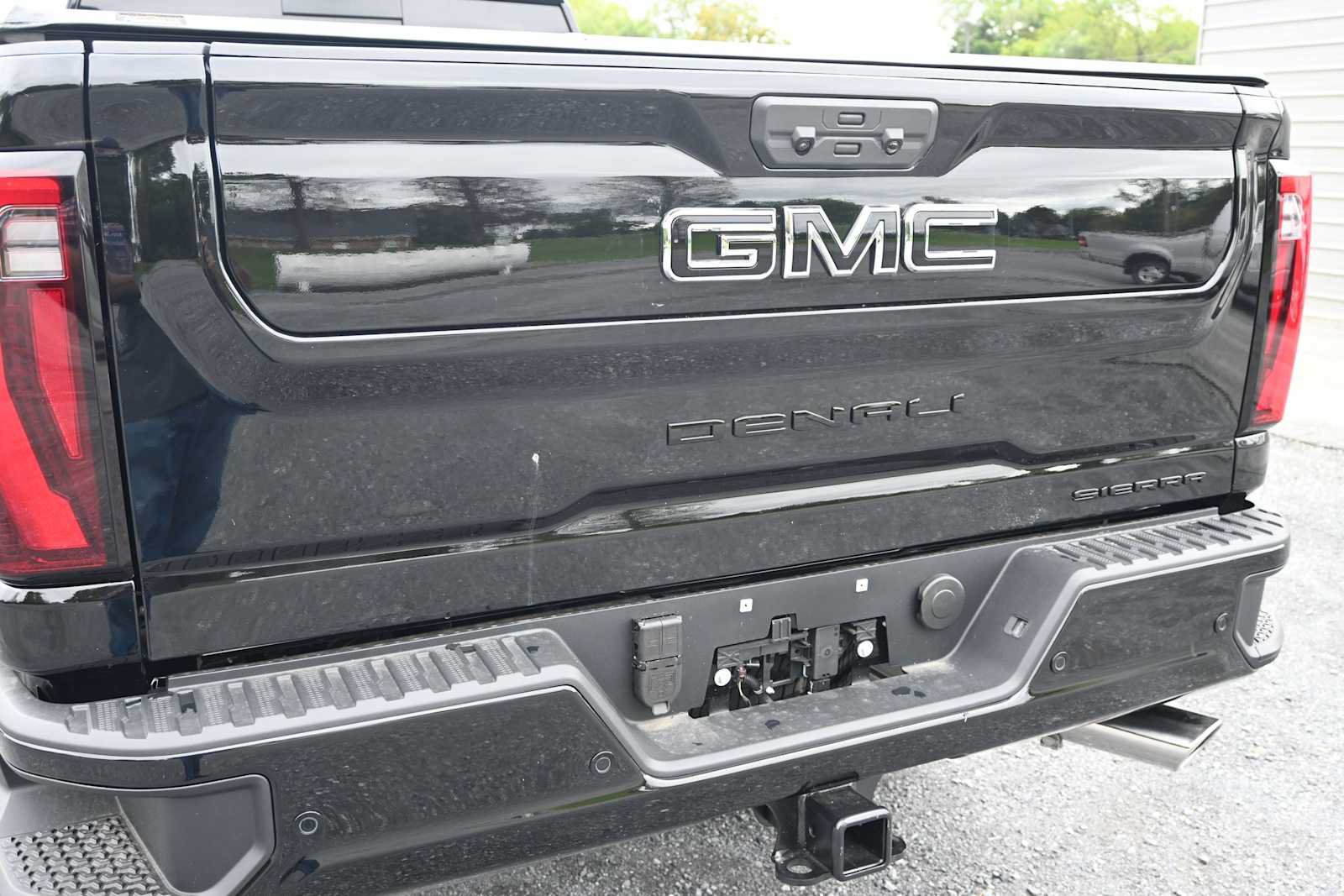 New 2026 GMC Sierra 3500 Denali w/ Technology Package AWD/4WD image 15