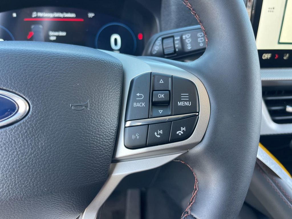 New 2026 Ford Explorer Active w/ Active Comfort Package image 16