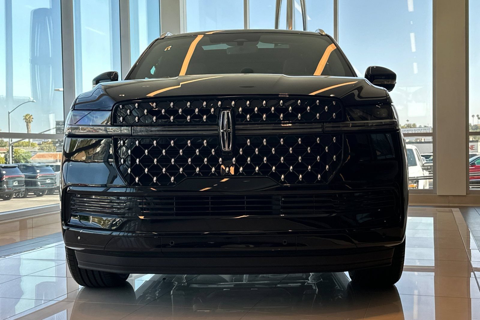New 2026 Lincoln Navigator L Black Label AWD/4WD image 8