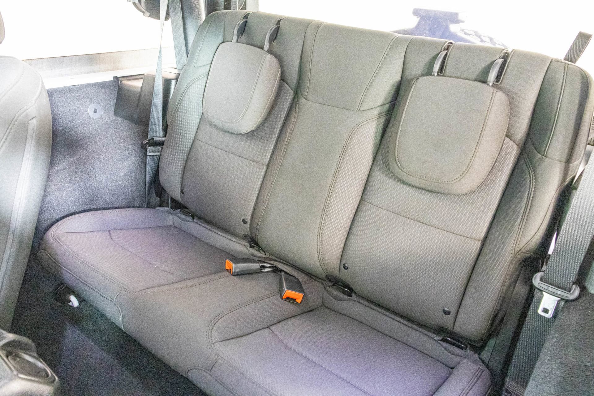 Used 2021 Jeep Wrangler Willys w/ LED Headlamp & Fog Lamp Group image 39