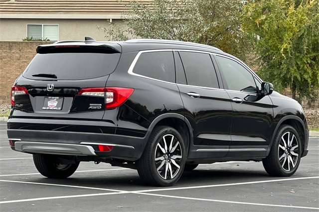 Used 2019 Honda Pilot Touring image 5