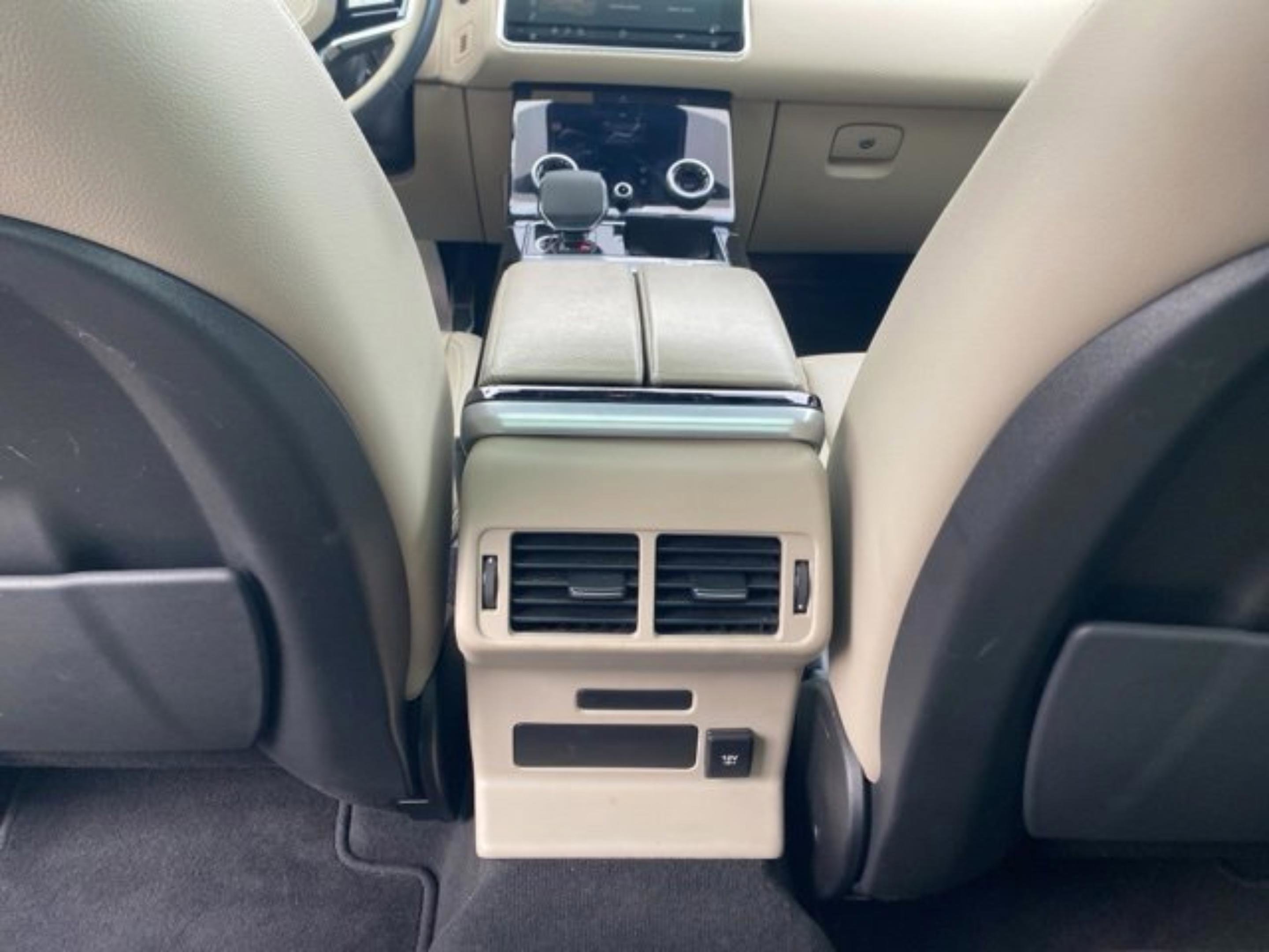 Used 2021 Land Rover Range Rover Velar R-Dynamic S image 30