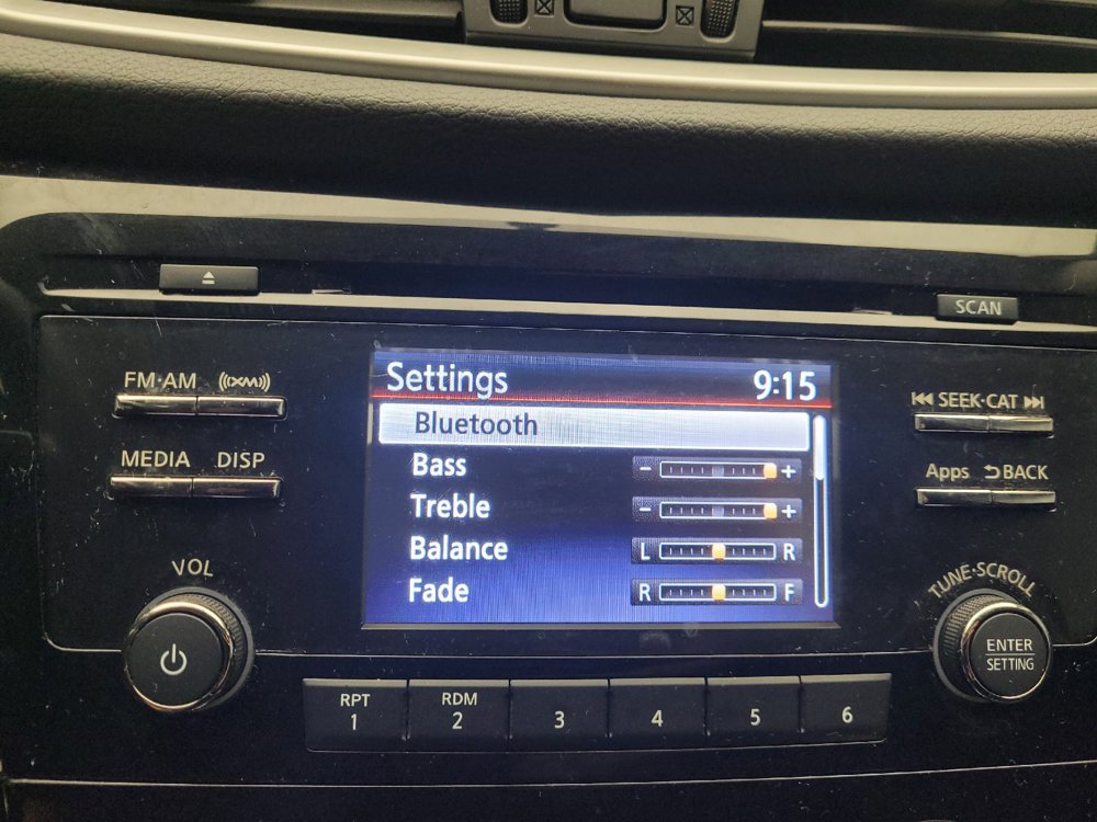 Used 2016 Nissan Rogue S AWD/4WD image 25