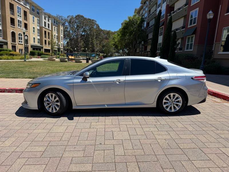 Used 2019 Toyota Camry LE w/ Carpet Mat Package FWD image 3