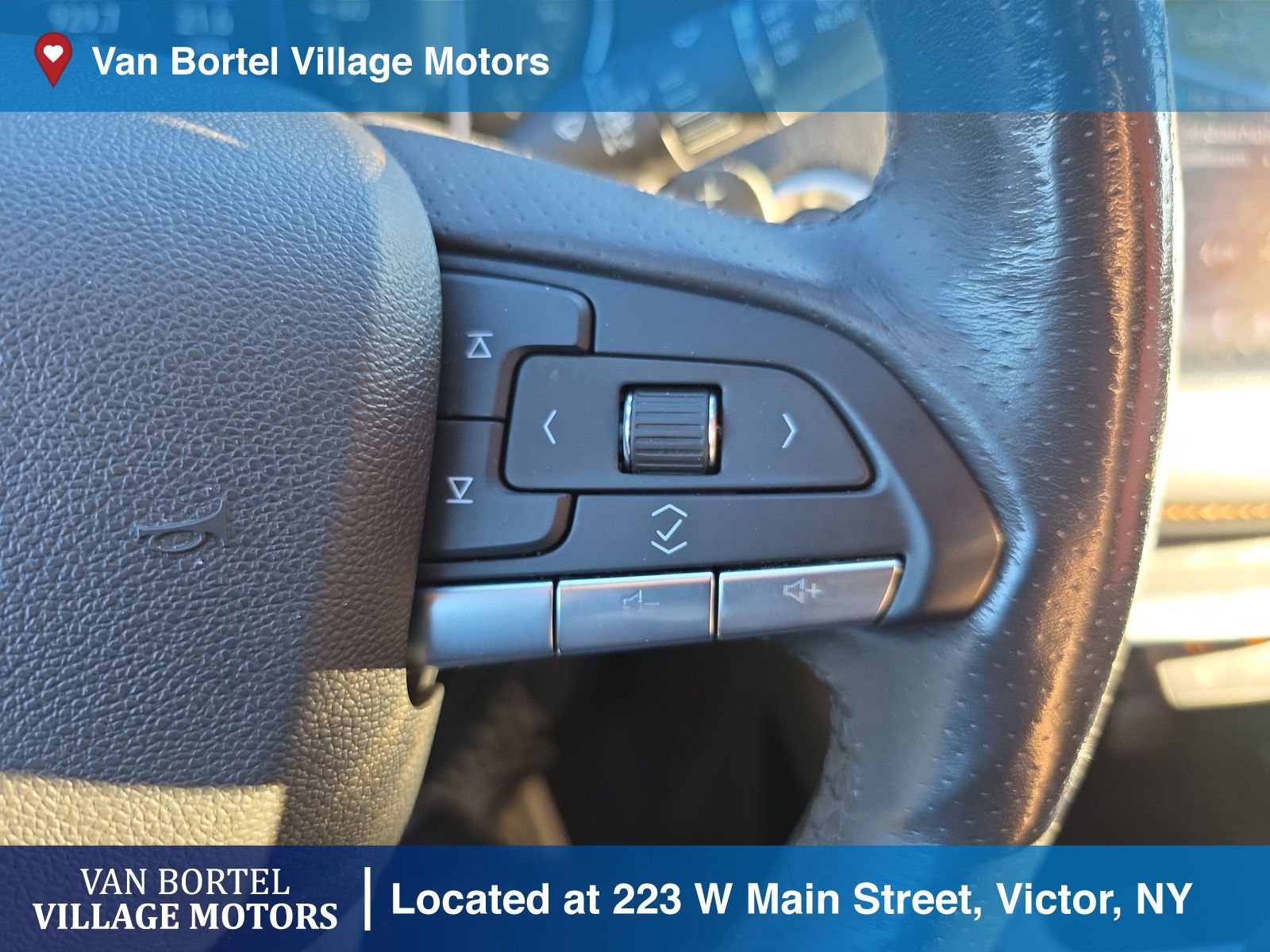 Used 2020 Cadillac XT4 Sport w/ Cold Weather Package image 17