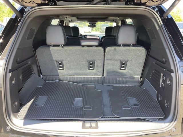 New 2026 Chevrolet Traverse RS w/ LPO, Floor Liner Package AWD/4WD image 25