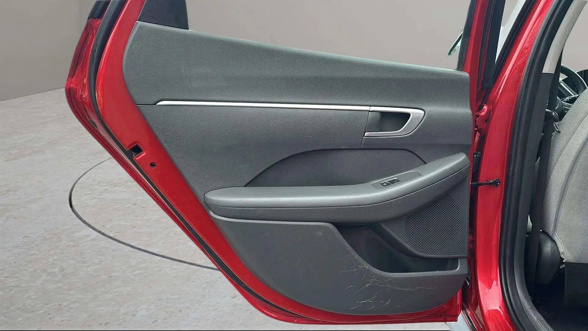 Used 2020 Hyundai Sonata SE w/ Cargo Package image 11