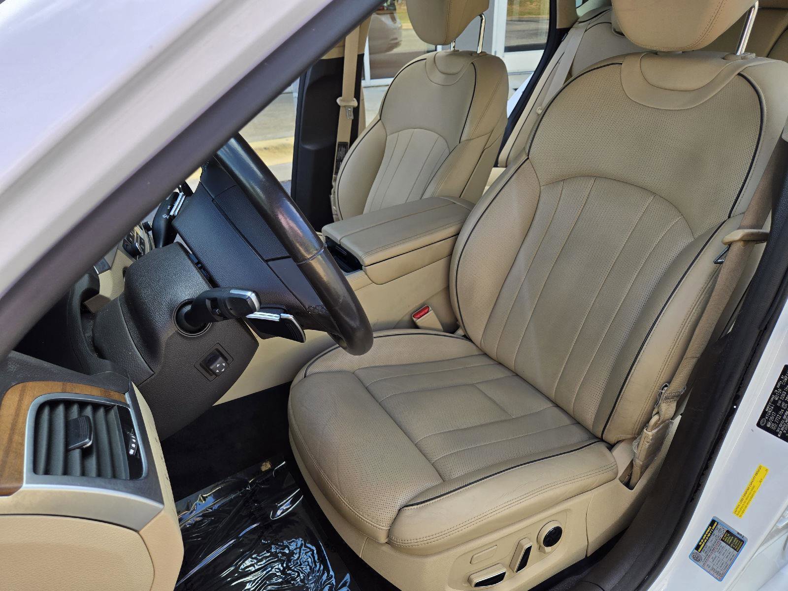 Used 2018 Genesis G80 3.8 w/ Option Group 03 RWD image 23