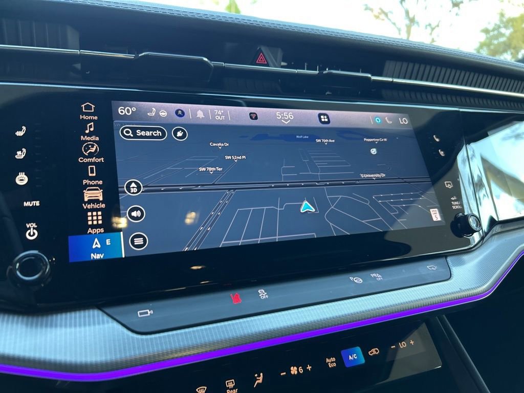 Used 2024 Jeep Wagoneer Launch Edition image 10