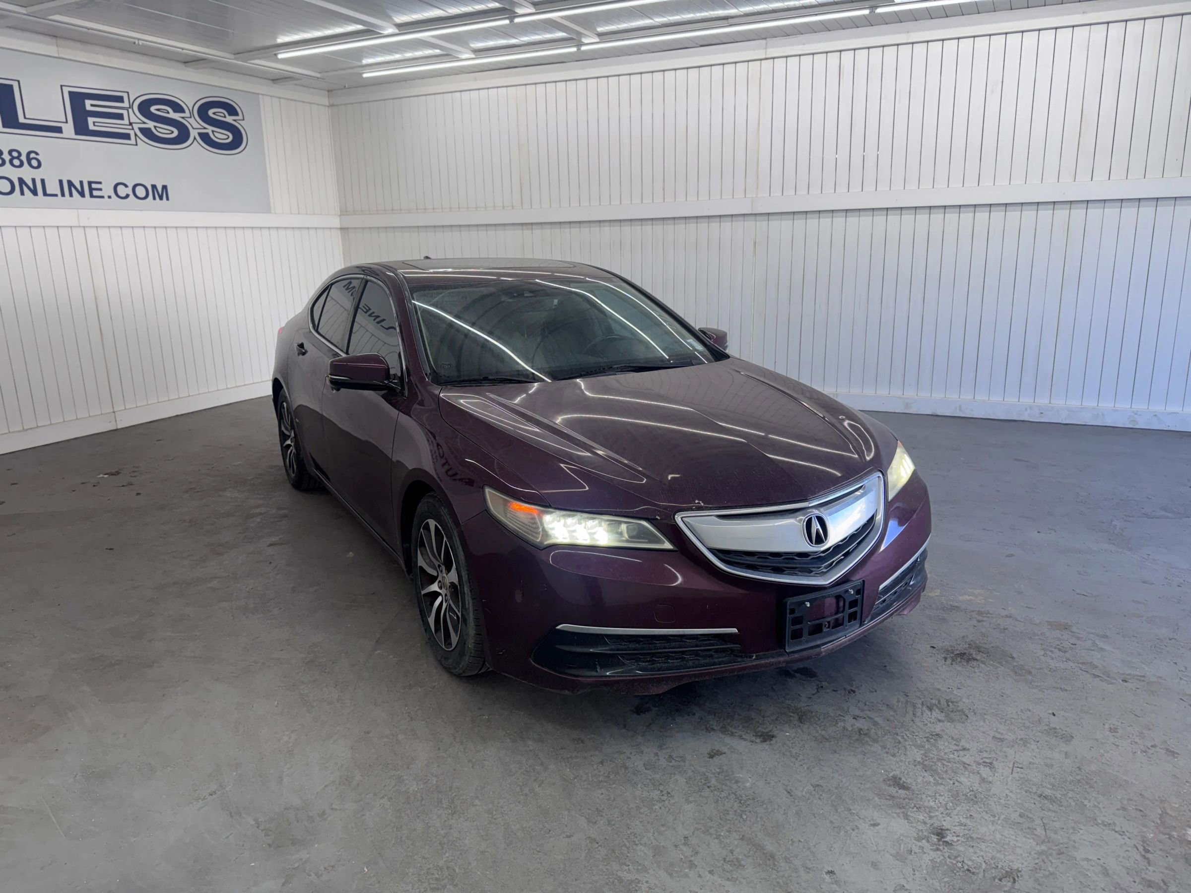 Used 2015 Acura TLX w/ Technology Package image 3