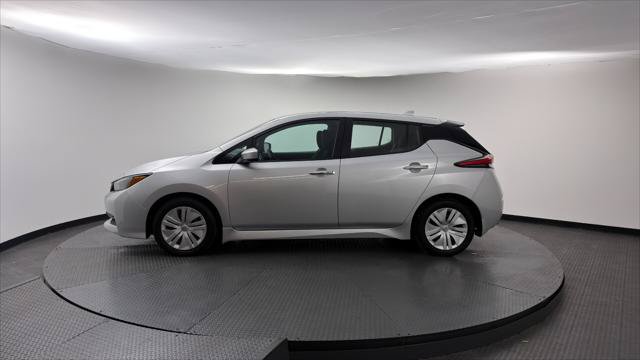 Used 2025 Nissan Leaf S FWD image 3