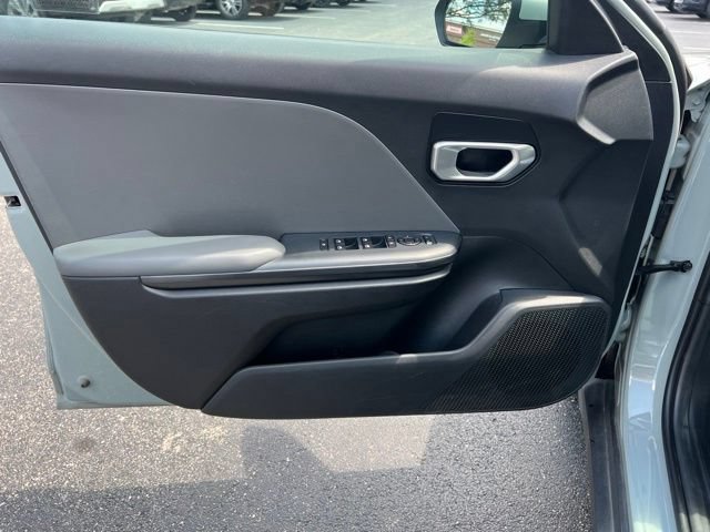Certified 2025 Kia K4 FWD image 25