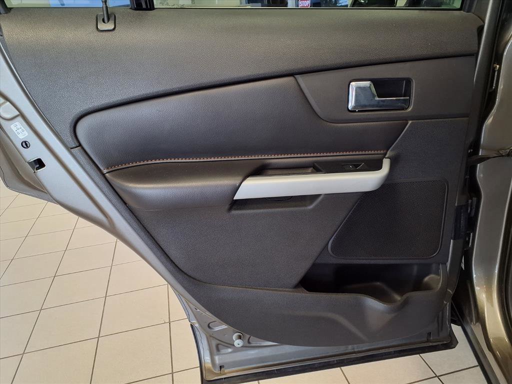 Used 2014 Ford Edge Limited w/ Equipment Group 301A image 17