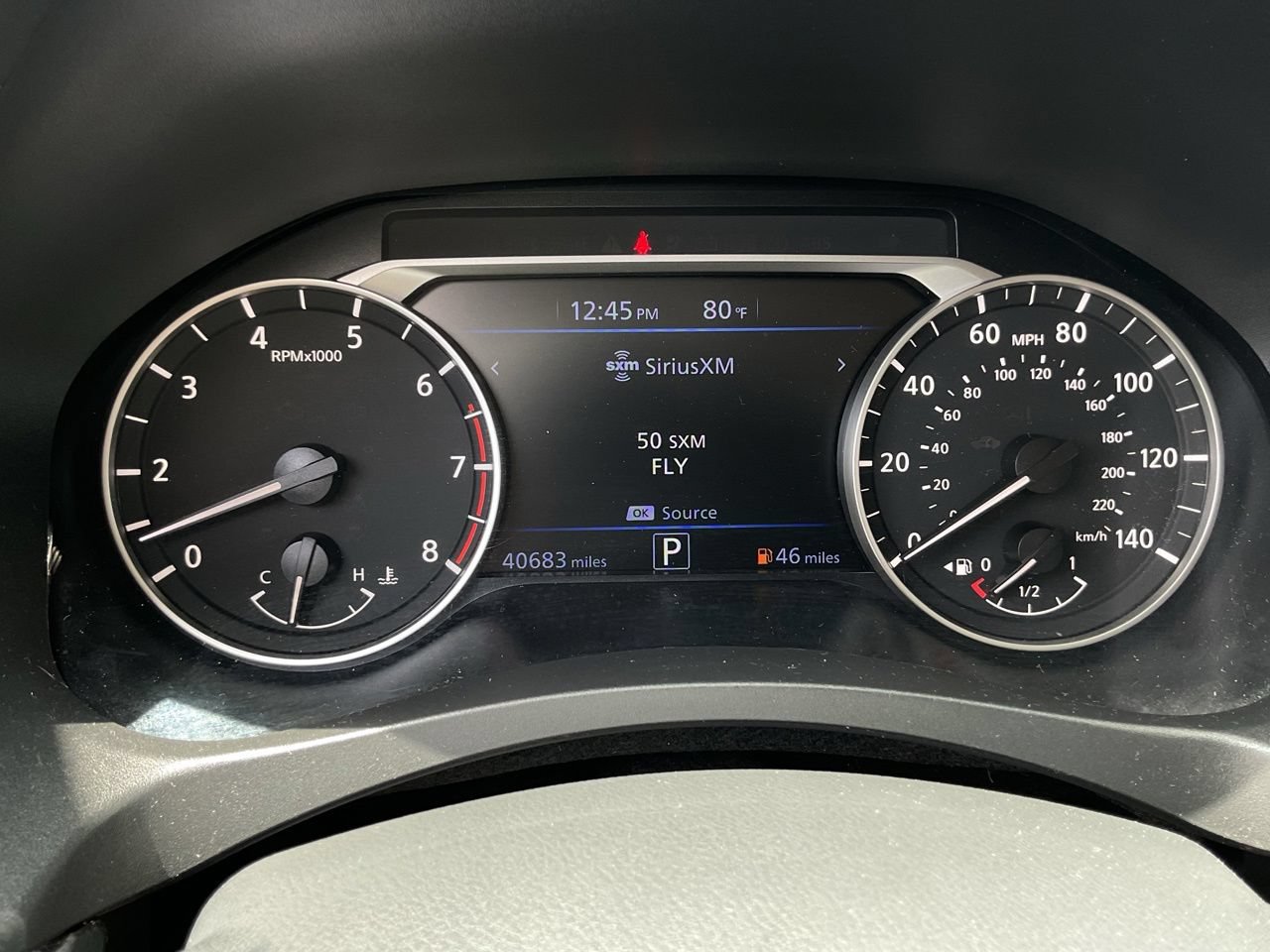 Used 2025 Nissan Altima 2.5 SV FWD image 32