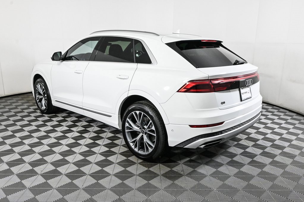 New 2025 Audi Q8 Premium image 28