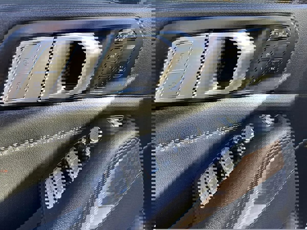 Used 2020 BMW X7 xDrive40i image 23