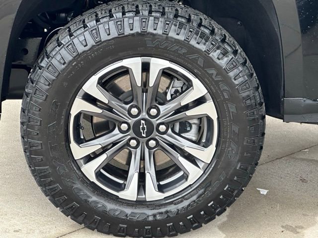 Used 2022 Chevrolet Colorado Z71 image 15