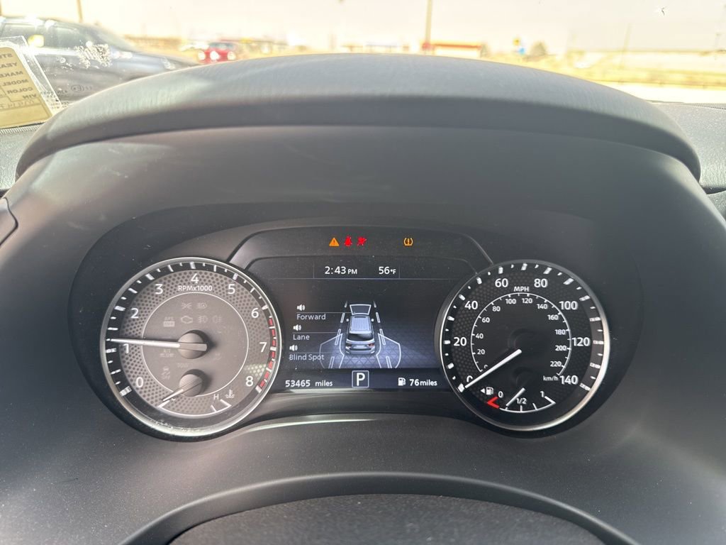 Used 2021 Nissan Armada SV w/ SV Appearance Package image 16