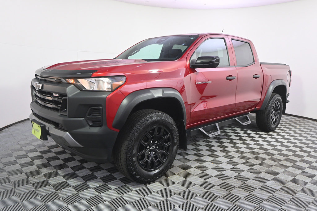 Used 2023 Chevrolet Colorado Trail Boss w/ Advanced Trailering Package AWD/4WD image 2