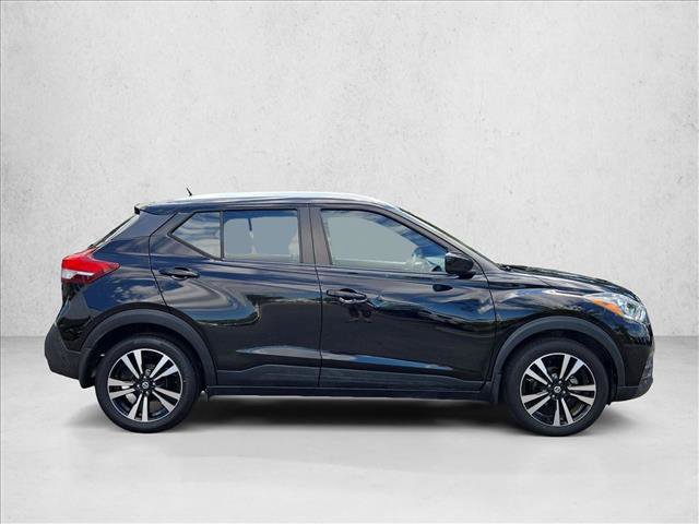 Used 2020 Nissan Kicks SV FWD image 4