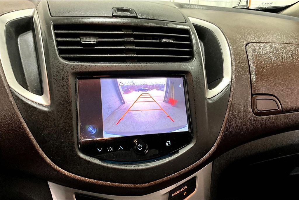 Used 2015 Chevrolet Trax LT w/ LT Sun and Sound Package image 13