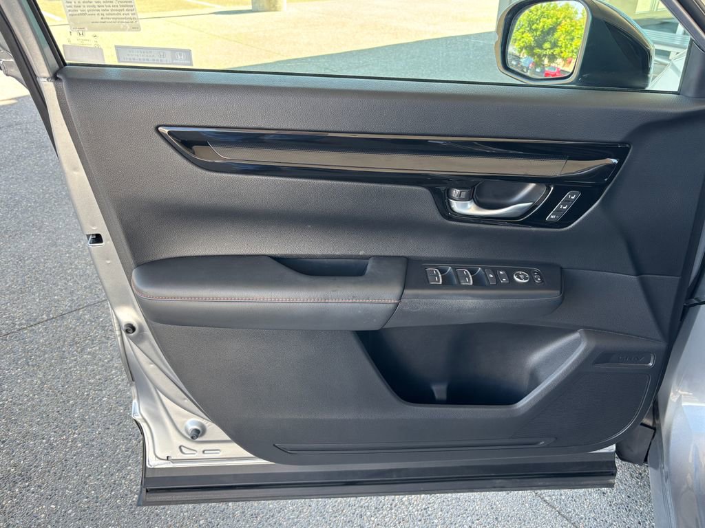 Used 2023 Honda CR-V Sport Touring image 27