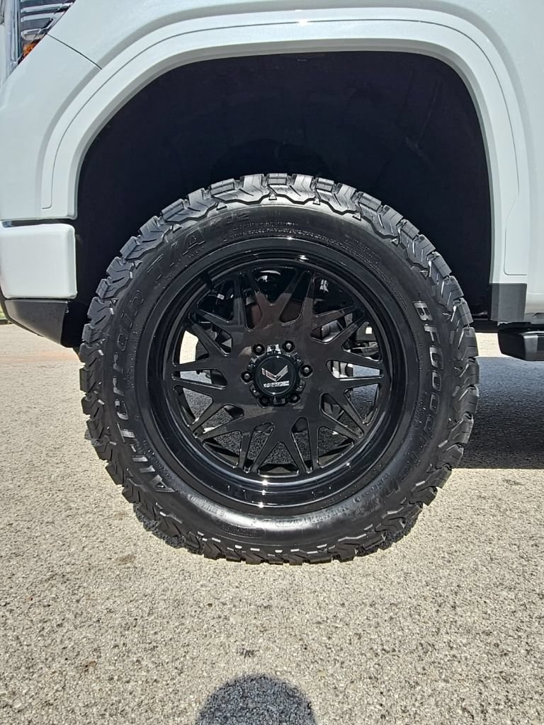 Used 2026 GMC Sierra 1500 Denali AWD/4WD image 11