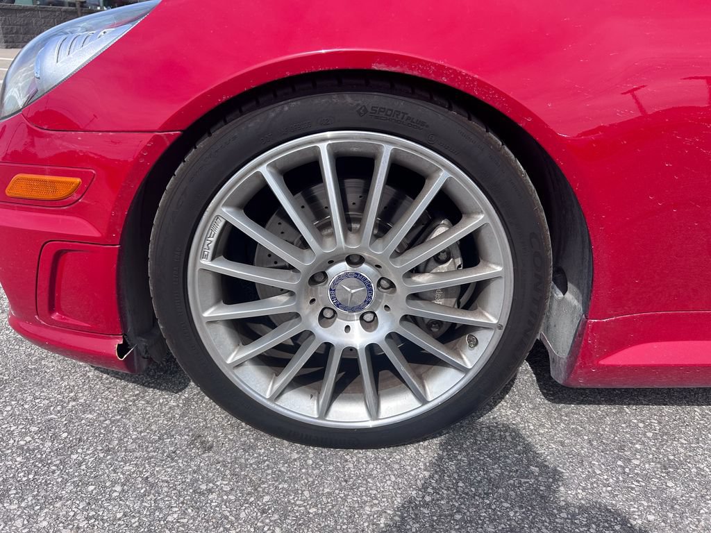 Used 2011 Mercedes-Benz SLK 300 image 30