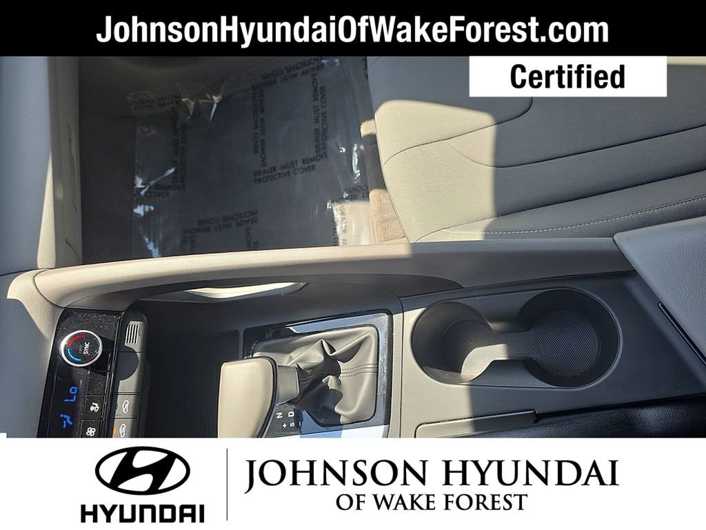 Certified 2025 Hyundai Elantra Sport FWD image 31
