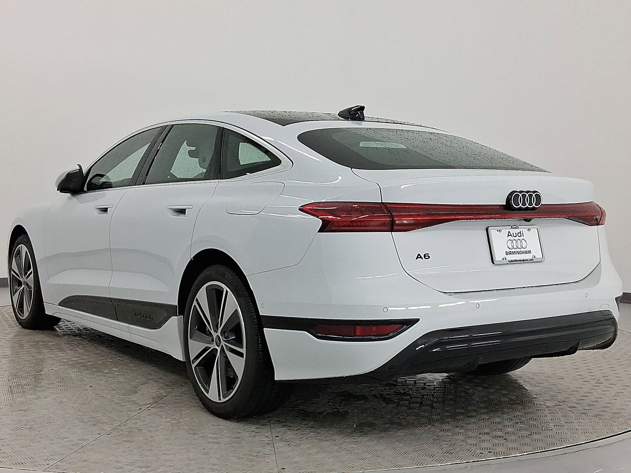 Used 2025 Audi A6 e-tron Premium Plus w/ Premium Plus image 3