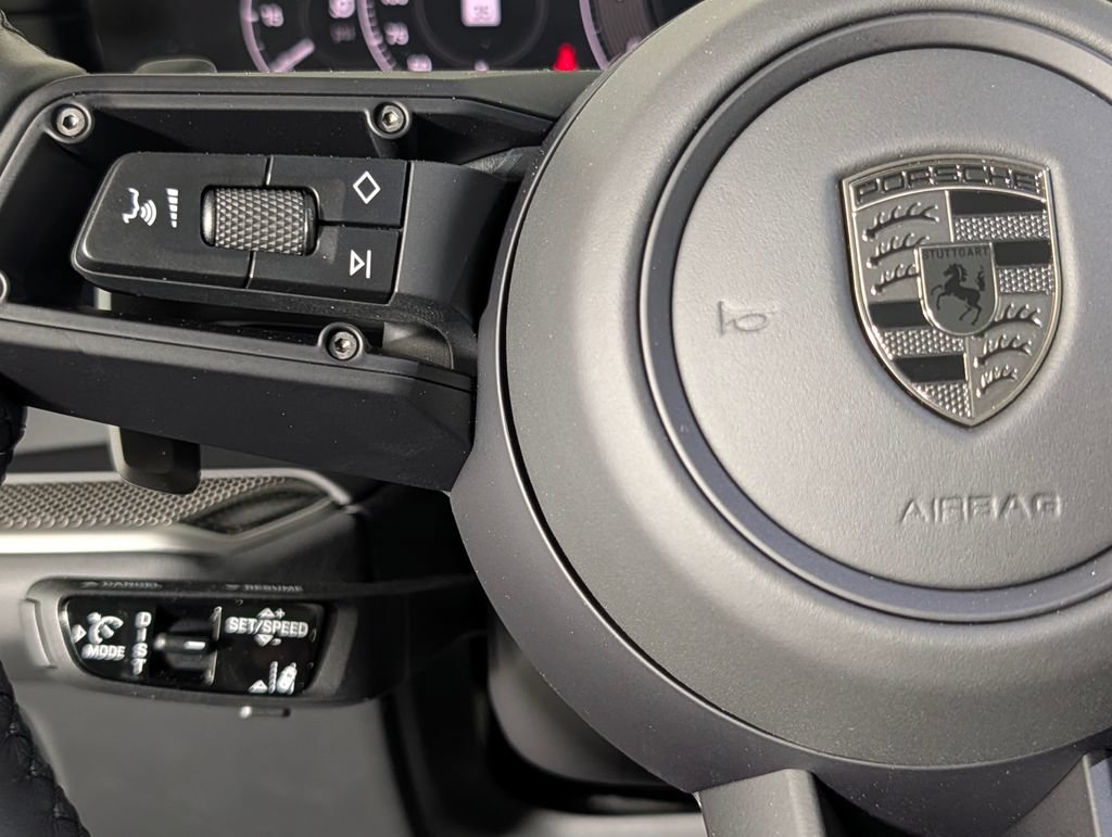 New 2026 Porsche Cayenne Turbo AWD/4WD image 39