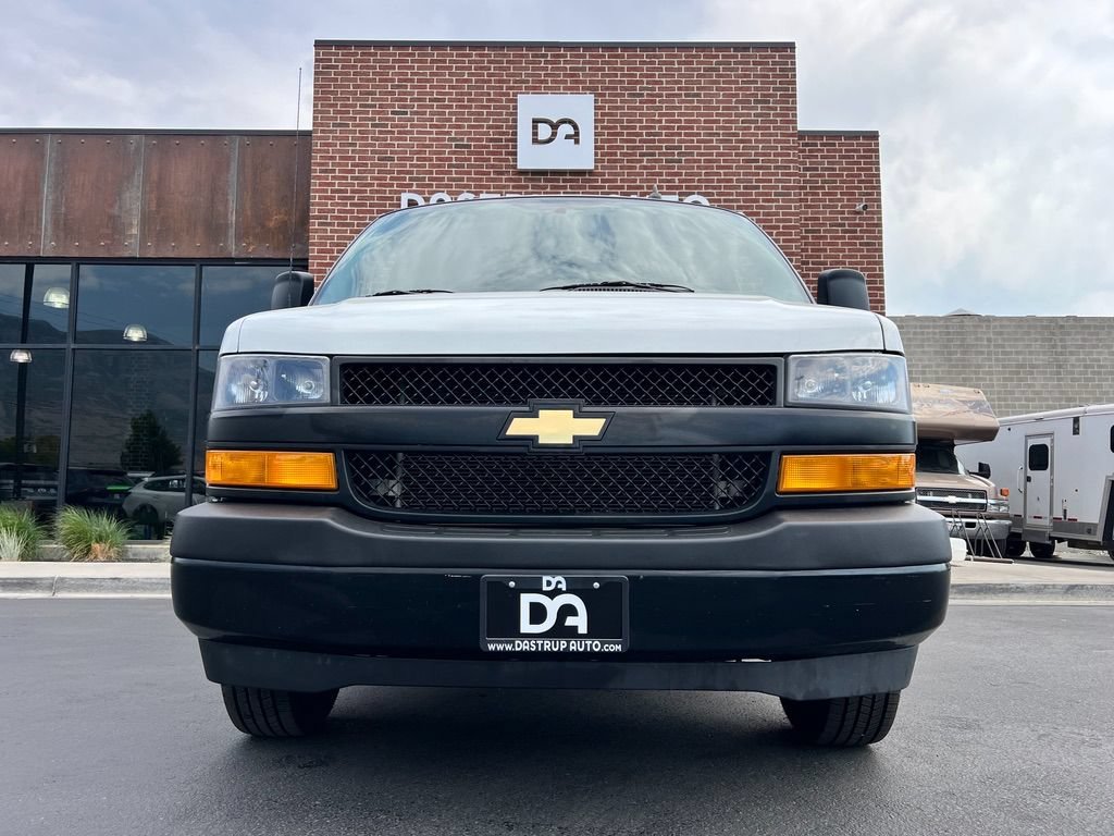 Used 2023 Chevrolet Express 2500 w/ Driver Convenience Package RWD image 2