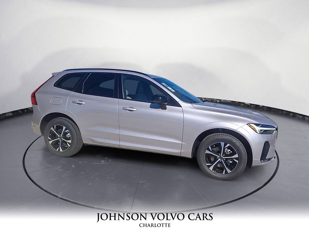 New 2026 Volvo XC60 B5 Core w/ Climate Package image 6