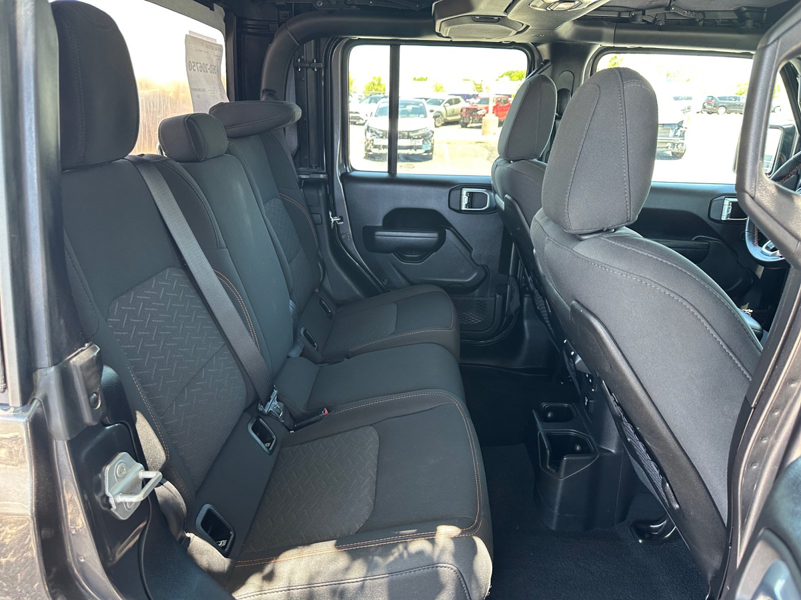 Used 2023 Jeep Gladiator Mojave AWD/4WD image 26