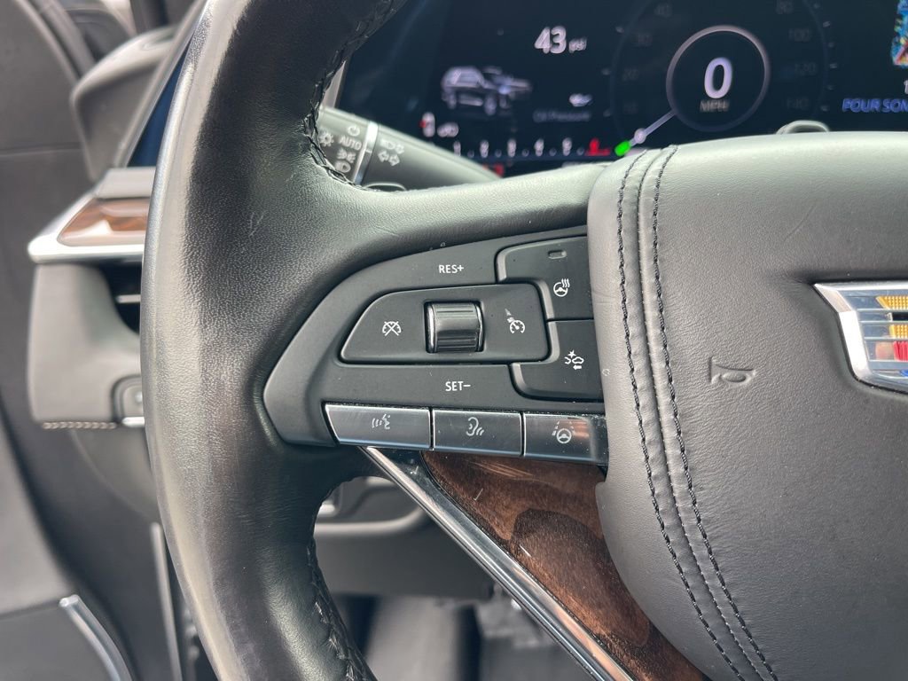Used 2023 Cadillac Escalade ESV Sport Platinum image 17