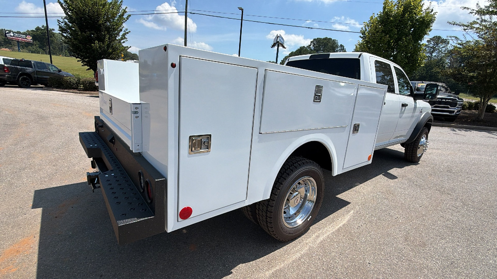 New 2026 RAM 5500 Tradesman w/ Chrome Appearance Group AWD/4WD image 8