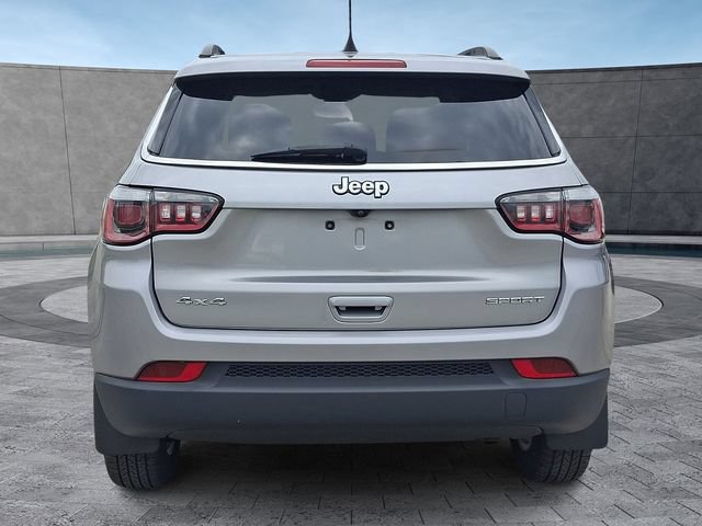 Used 2019 Jeep Compass Sport w/ Cold Weather Group AWD/4WD image 9
