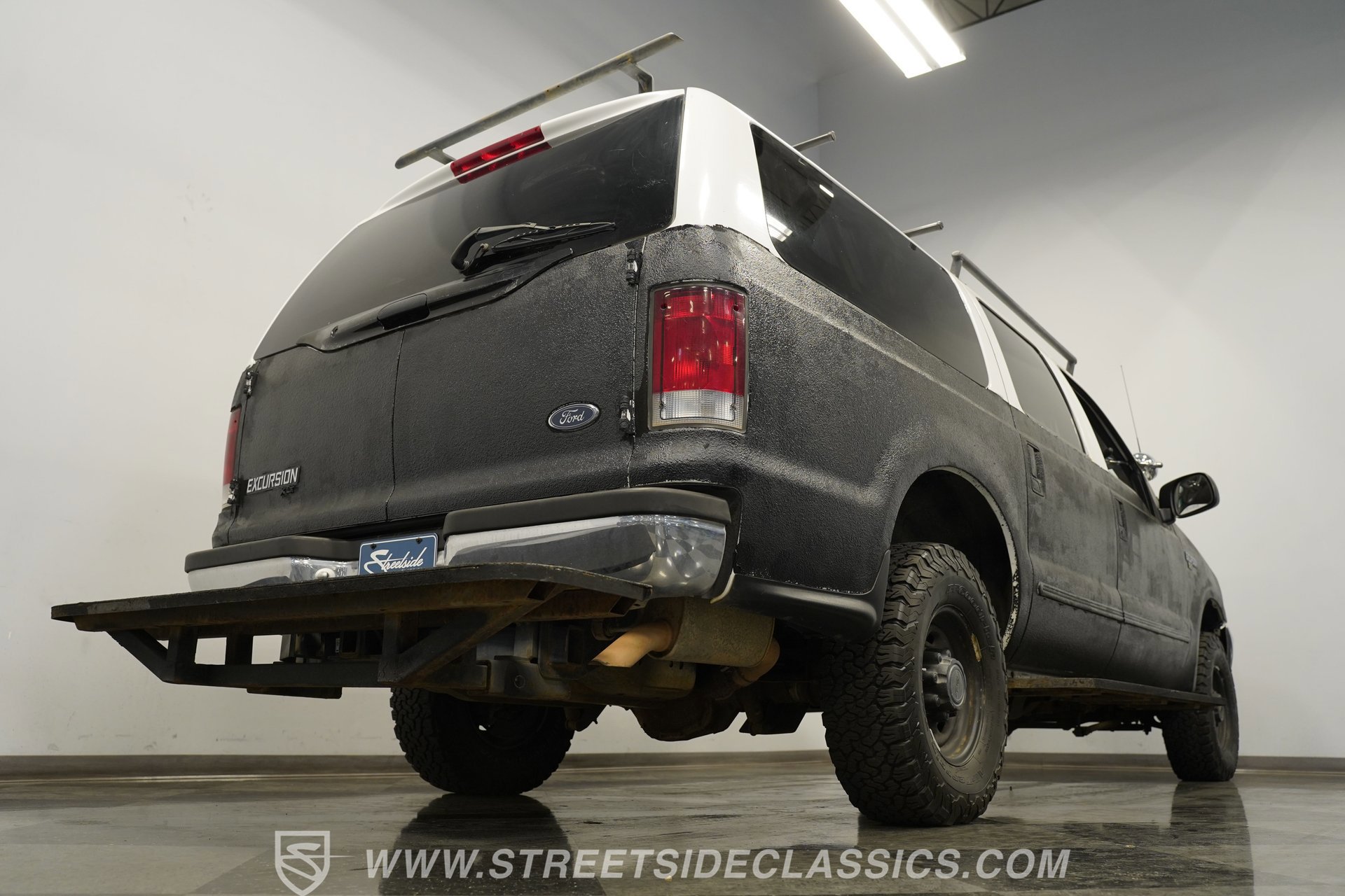 Used 2000 Ford Excursion XLT image 27