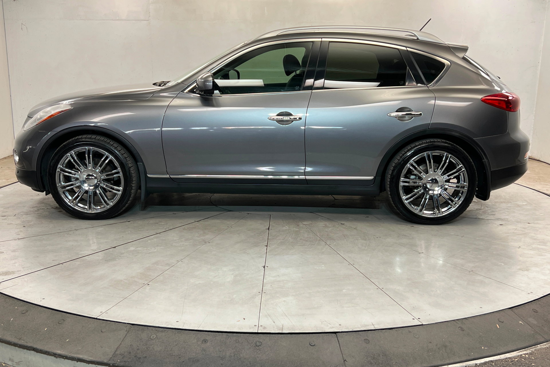 Used 2013 INFINITI EX37 Journey w/ Premium Pkg AWD/4WD image 2