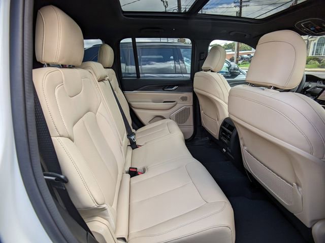 New 2024 Jeep Grand Cherokee Limited 4xe w/ Trailer Tow Package image 8