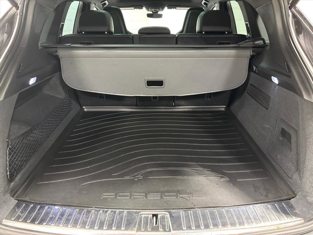 Used 2025 Porsche Cayenne S image 41