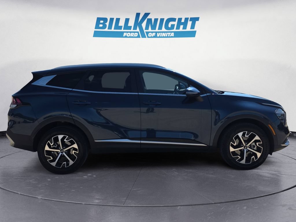 Used 2025 Kia Sportage EX AWD/4WD image 6