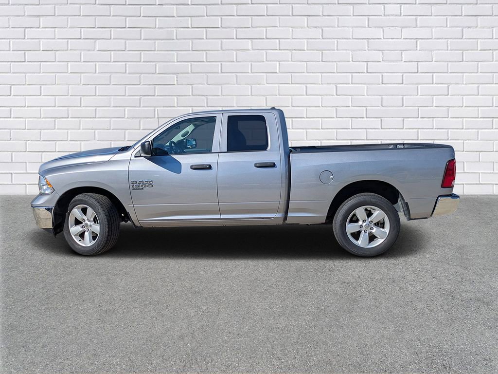 Used 2024 RAM 1500 Classic SLT image 2