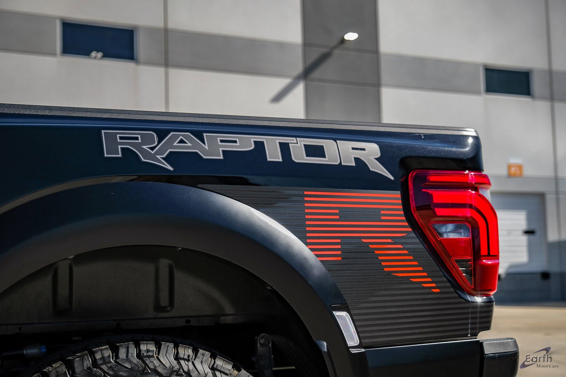 Used 2025 Ford F150 Raptor w/ Equipment Group 803A Raptor R AWD/4WD image 31