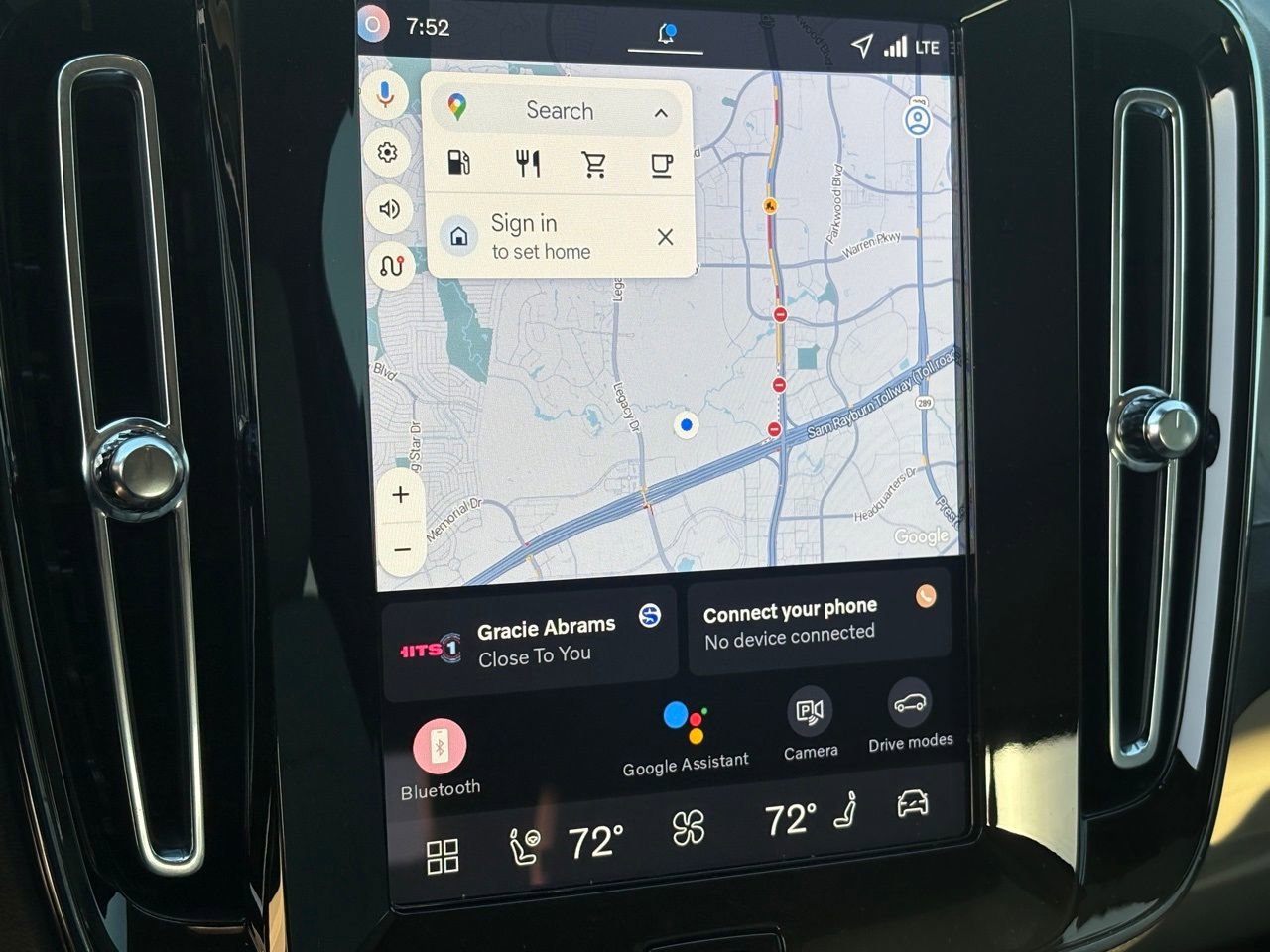 New 2026 Volvo XC40 B5 Plus w/ Protection Package Premier image 9