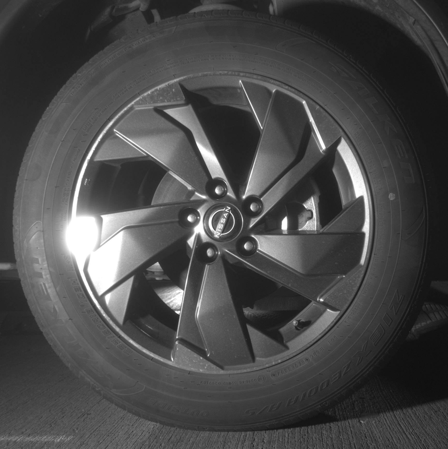 Used 2025 Nissan Rogue SV FWD image 13