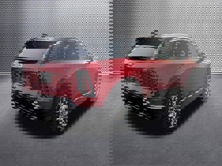 New 2025 Cadillac Optiq Luxury 2 image 5