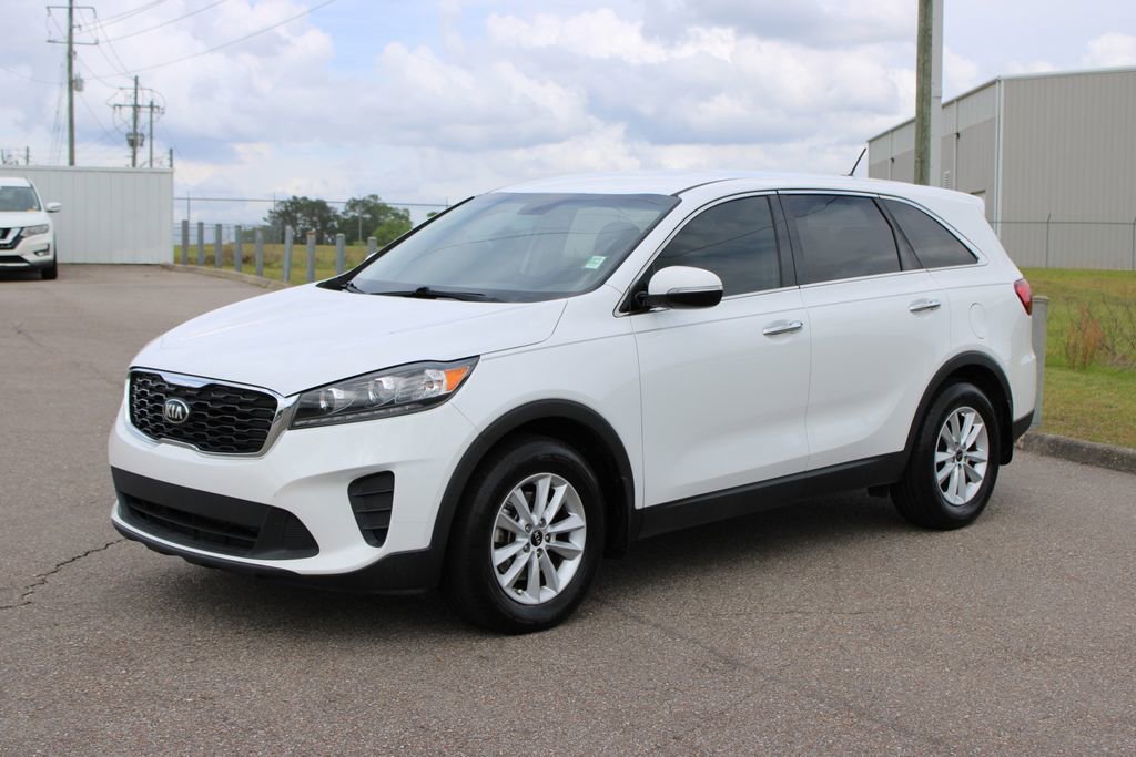 Used 2020 Kia Sorento LX image 2