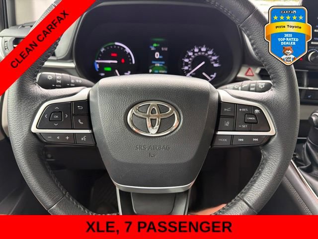 Used 2021 Toyota Sienna XLE FWD image 26